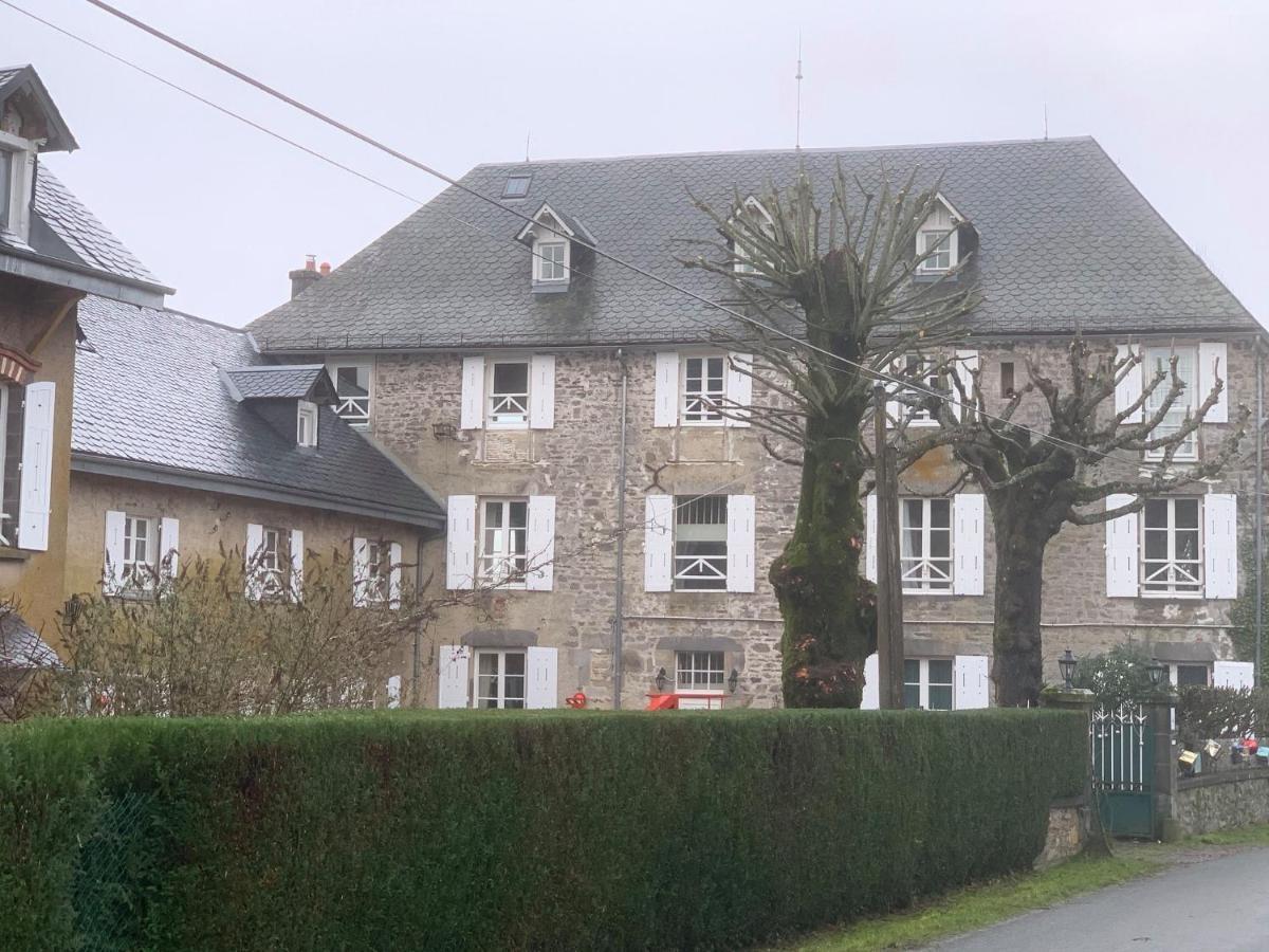 Chateau De Savennes - Caveau De Sabrage Exteriör bild