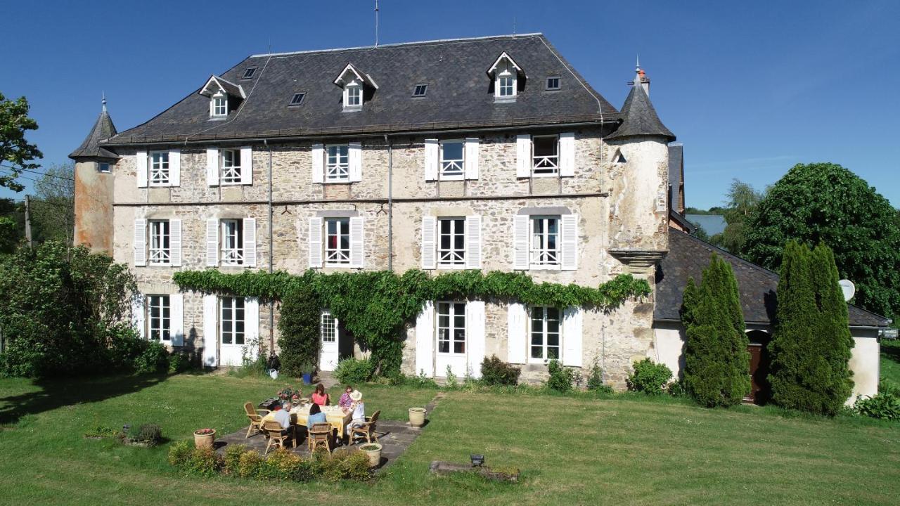 Chateau De Savennes - Caveau De Sabrage Exteriör bild